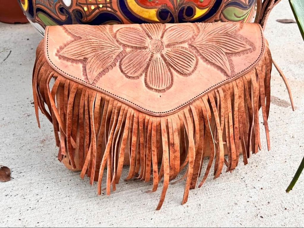 Fringe shoulder bag