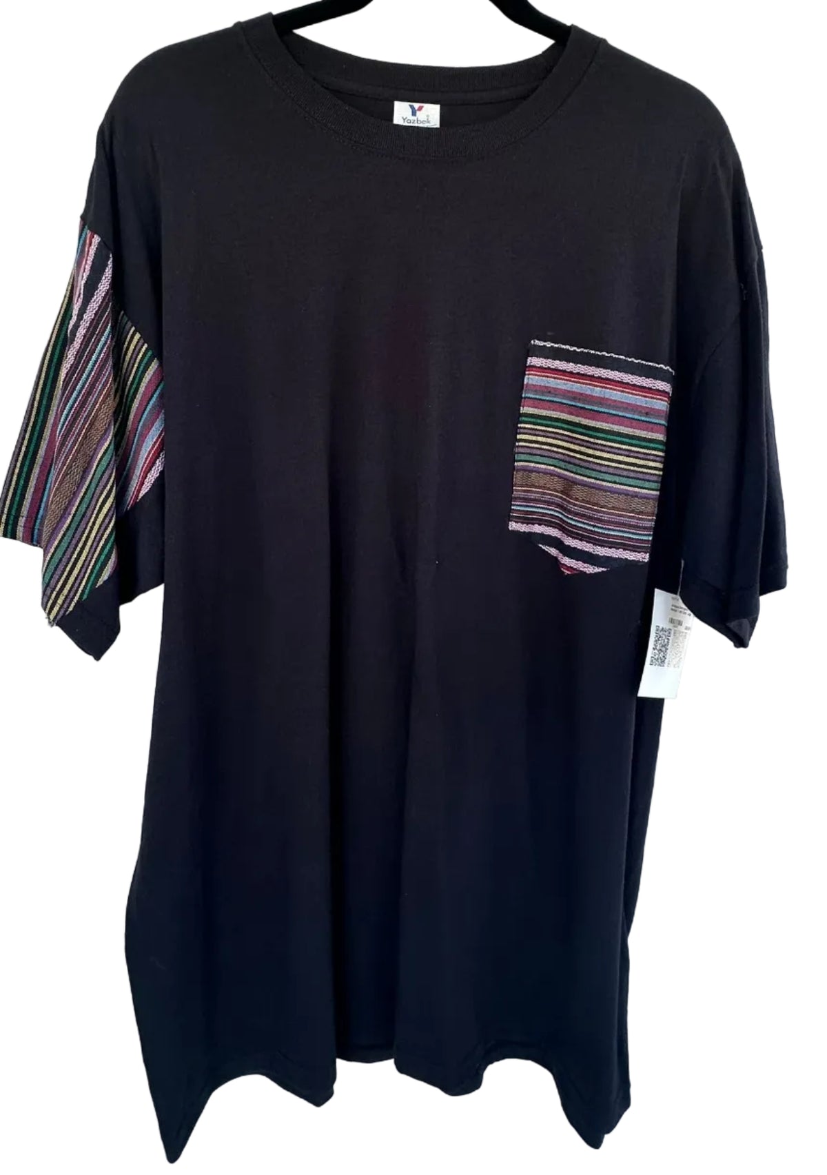 T-Shirt with Colorful Sleeve and Chest Pocket