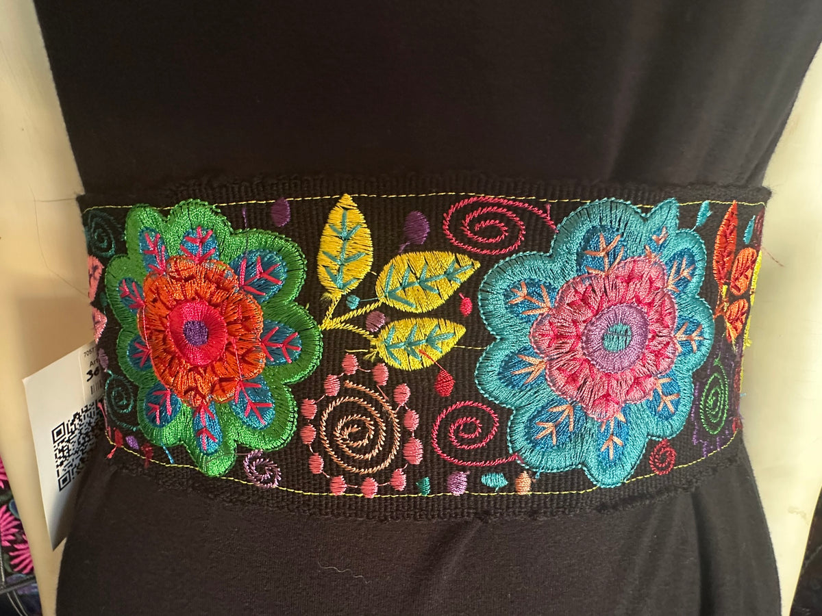 Women’s Wide Floral Embroidered Waist Belt